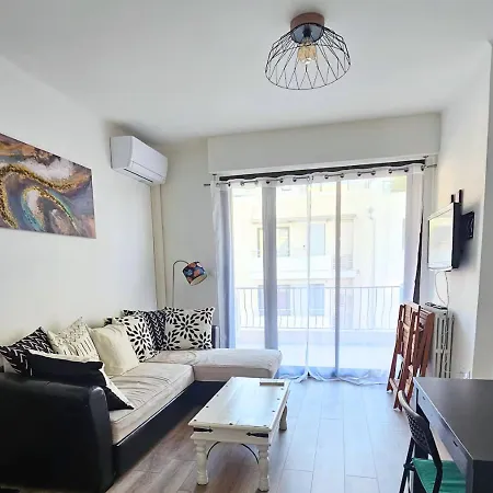 Appartamento T3 Le Gambetta Climatisé - Terrasse - Centre Hyères